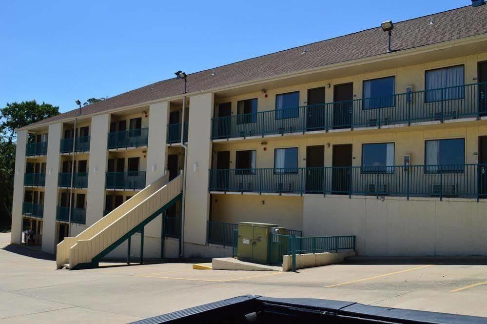 American Eagle Inn & Suites Branson Exterior foto